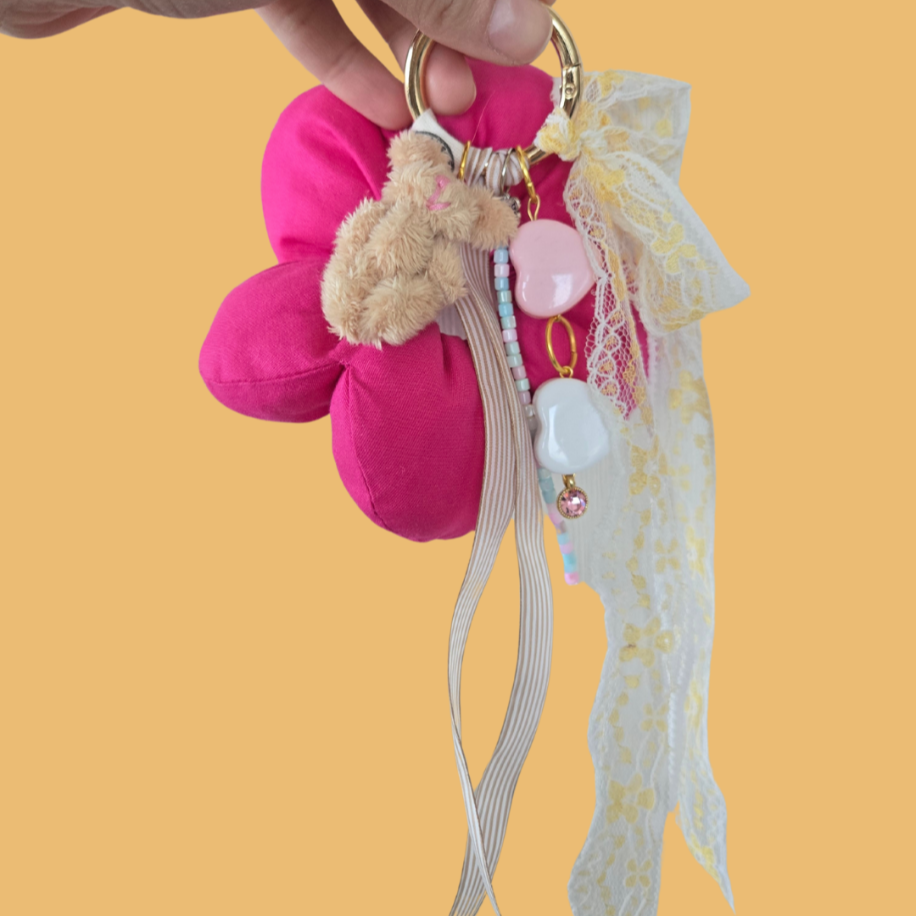 El Yapımı Çanta – Bunny Bag Charm - El yapımı tasarım aksesuar ve lüks hediye alternatifi 1 | Rosano Studio