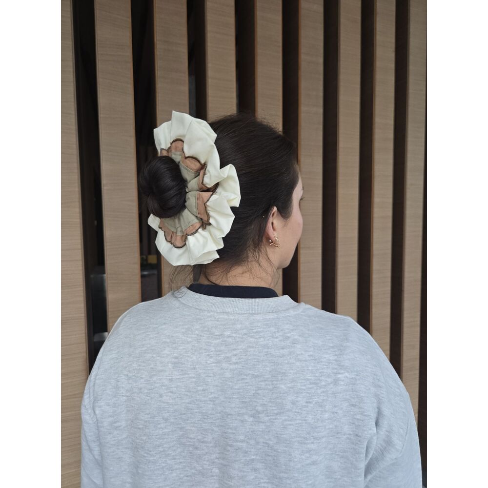 El Yapımı Scrunchie & Toka – ruffle scrunhie - El yapımı tasarım aksesuar ve lüks hediye alternatifi 4 | Rosano Studio